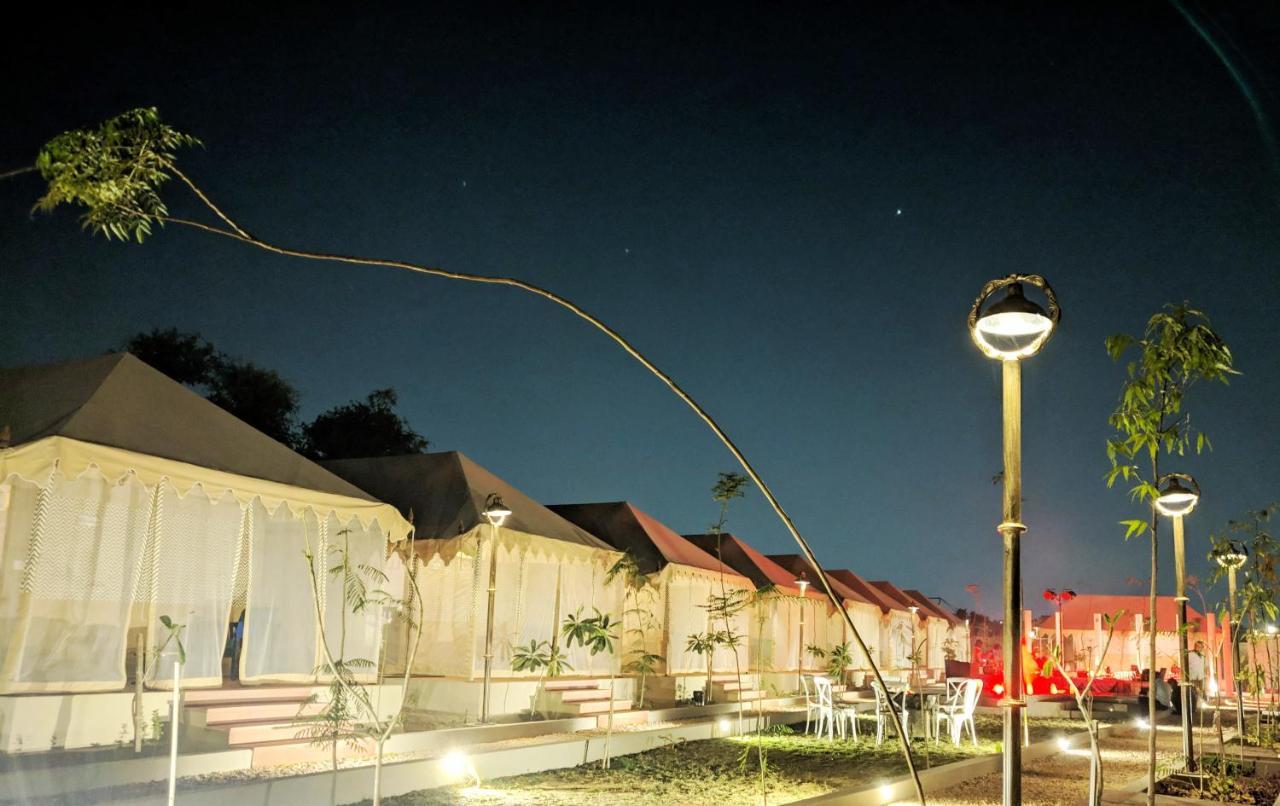 Hotel Chirag Bikaner Zewnętrze zdjęcie
